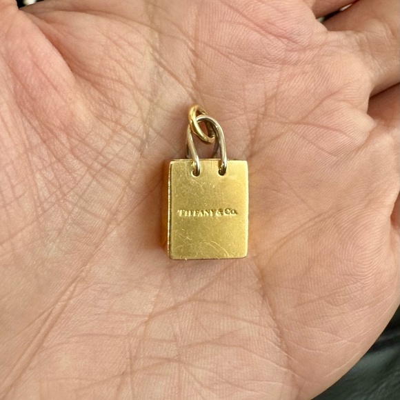 Tiffany Co. 18k Gold Shopping Tote Bag Pendant Charm For Necklace & Bracelet